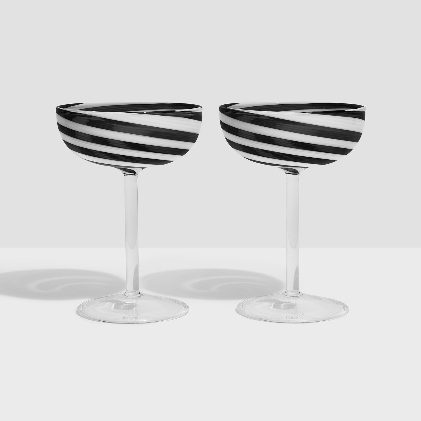 TWO X SWIRL COUPE GLASSES - BLACK/WHITE