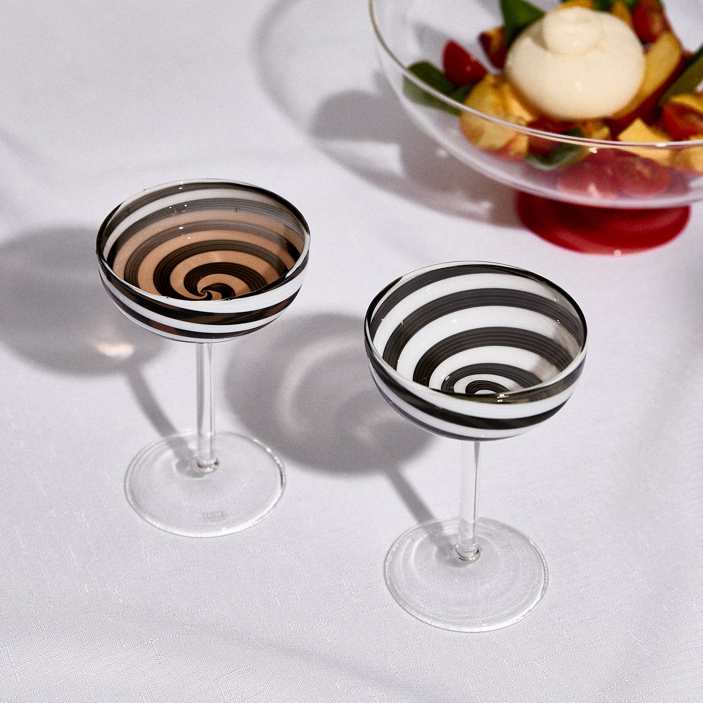 TWO X SWIRL COUPE GLASSES - BLACK/WHITE