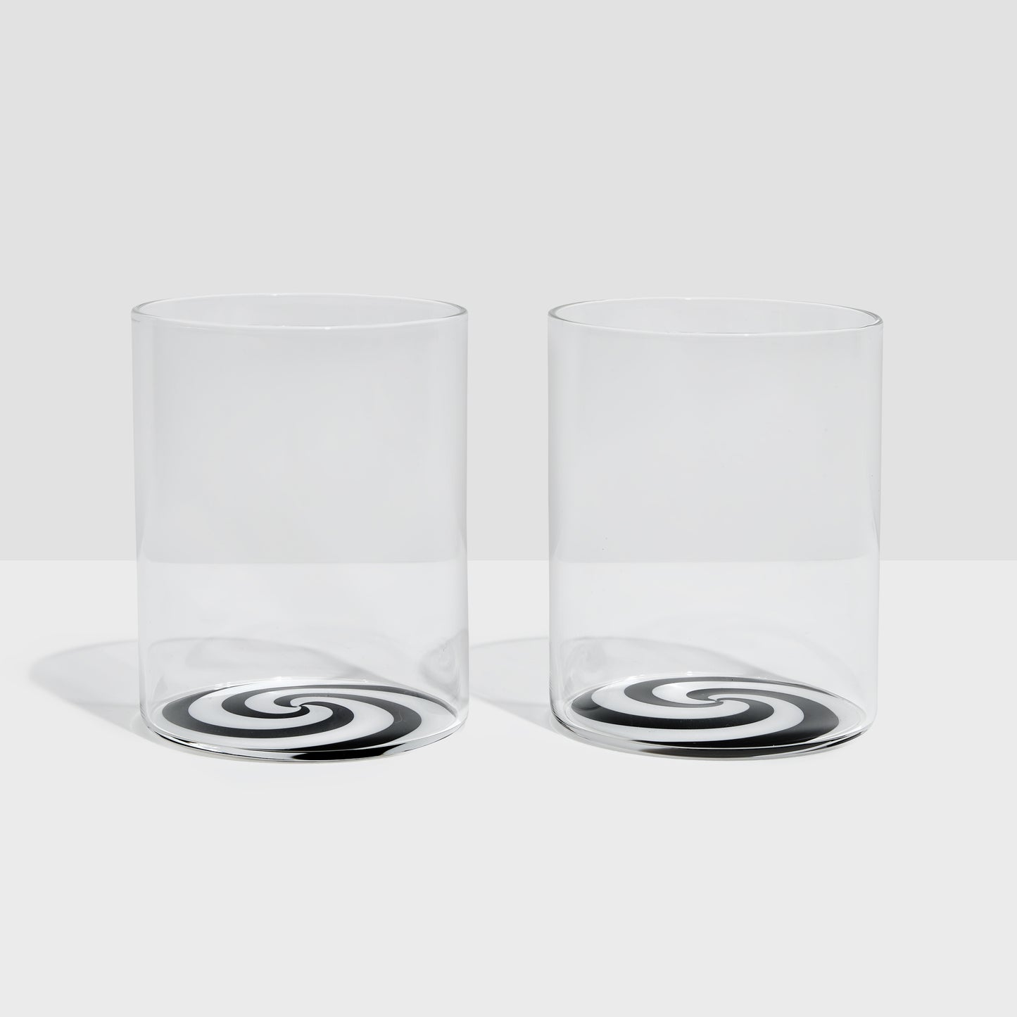 TWO X SWIRL TUMBLERS - BLACK/WHITE