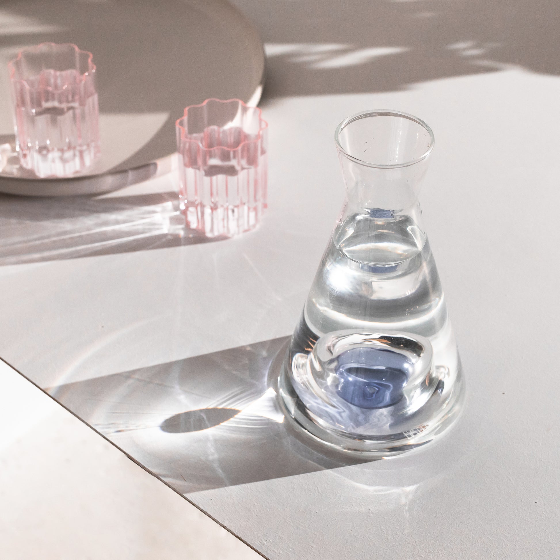 VICE VERSA CARAFE - CLEAR + BLUE - Fazeek Drinkware Home Decor Carafe