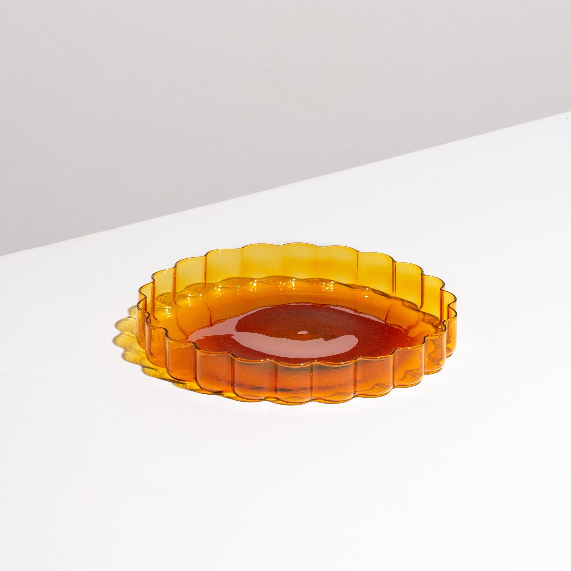 WAVE PLATE - AMBER - Fazeek Dining Diningware Plate